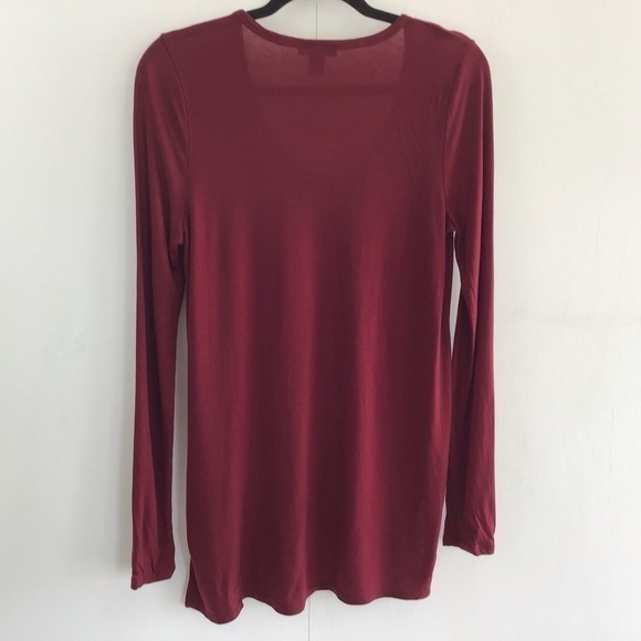 J Crew long sleeve, scoop neck high/low tunic top Lyocell Burgundy size … - Picture 2 of 6